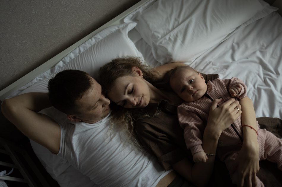 Family photography — slow mornings at home