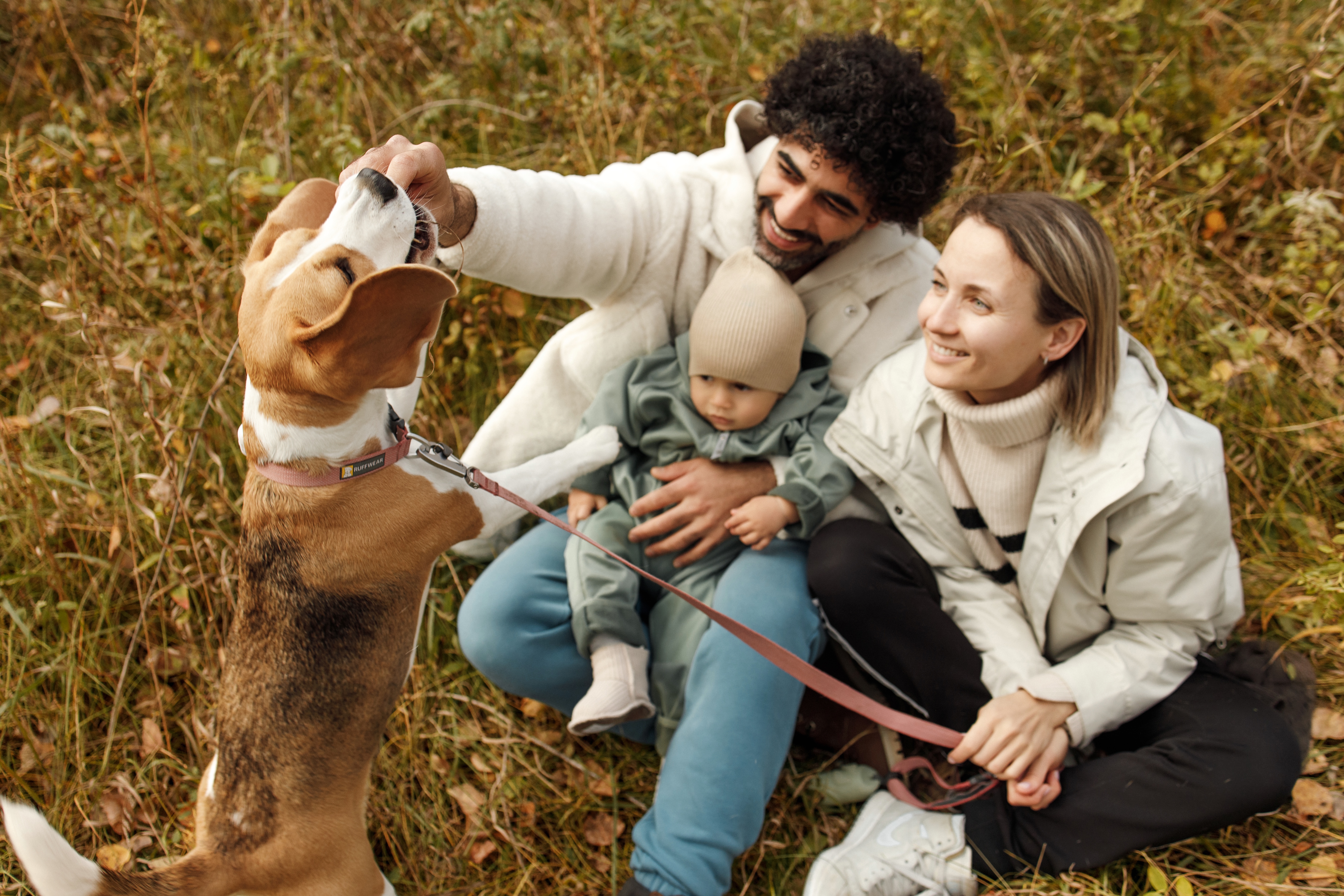 Kseniya with her child and dog during a Winnipeg family session.