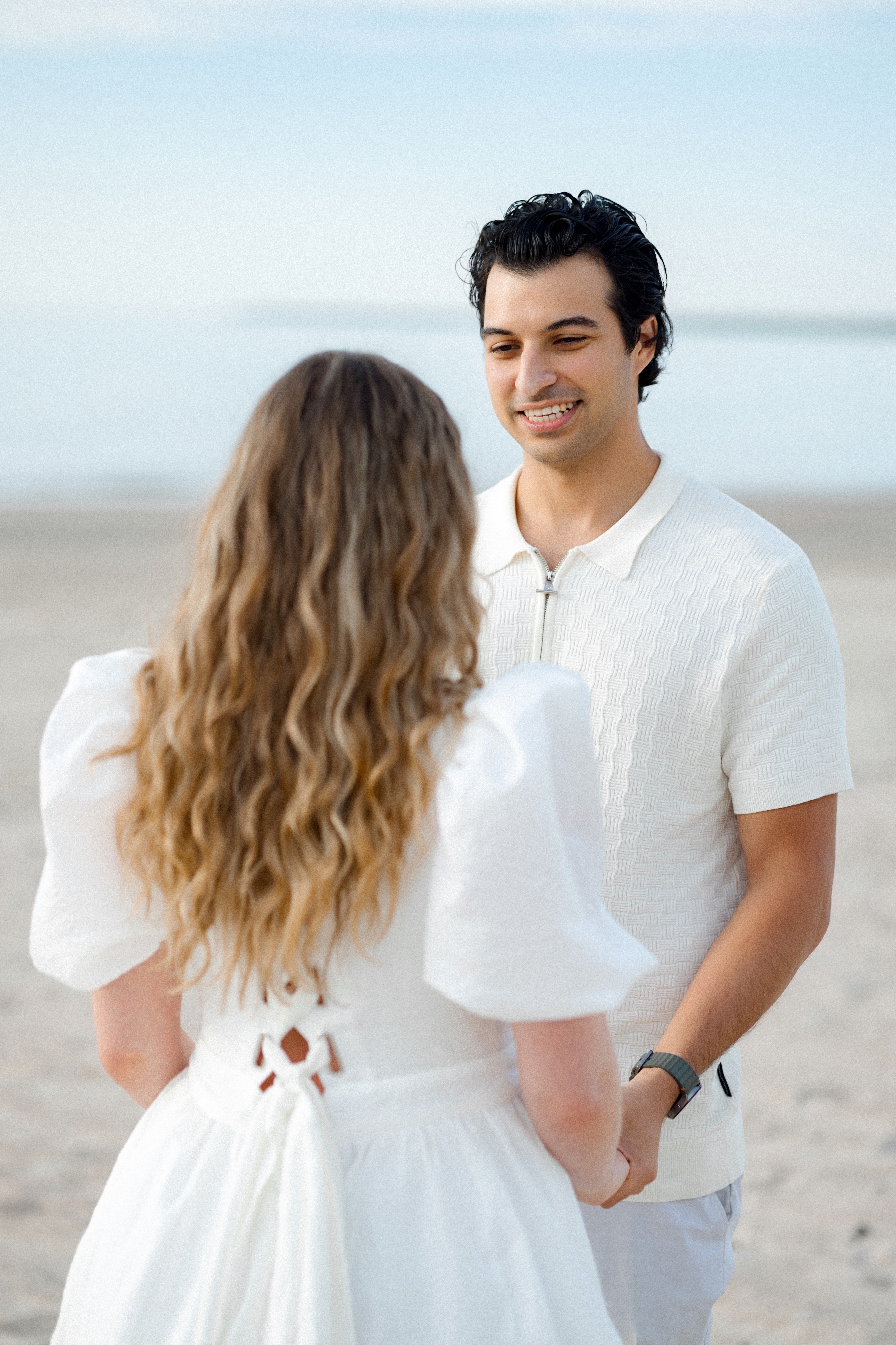 Robert and Liza during their photography session, frame 5.