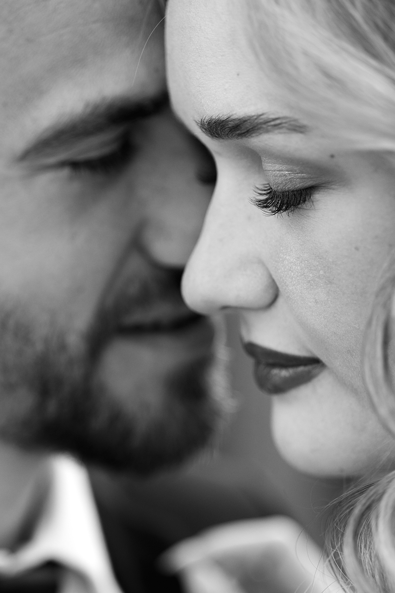 Sam and Ruth wedding photography moment 8 in Morden.